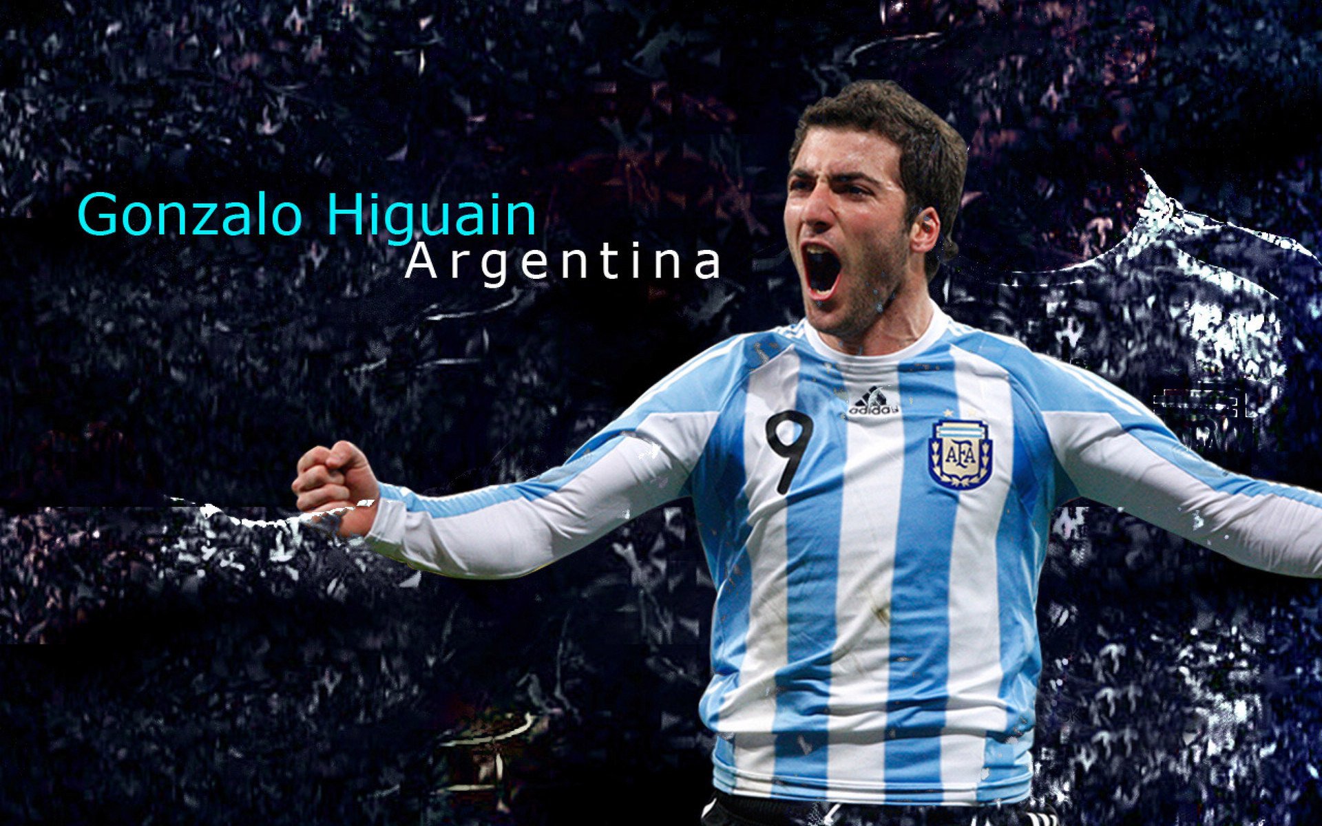 凯莉·麦基翁三冠加身,凯莉·麦吉利斯照片